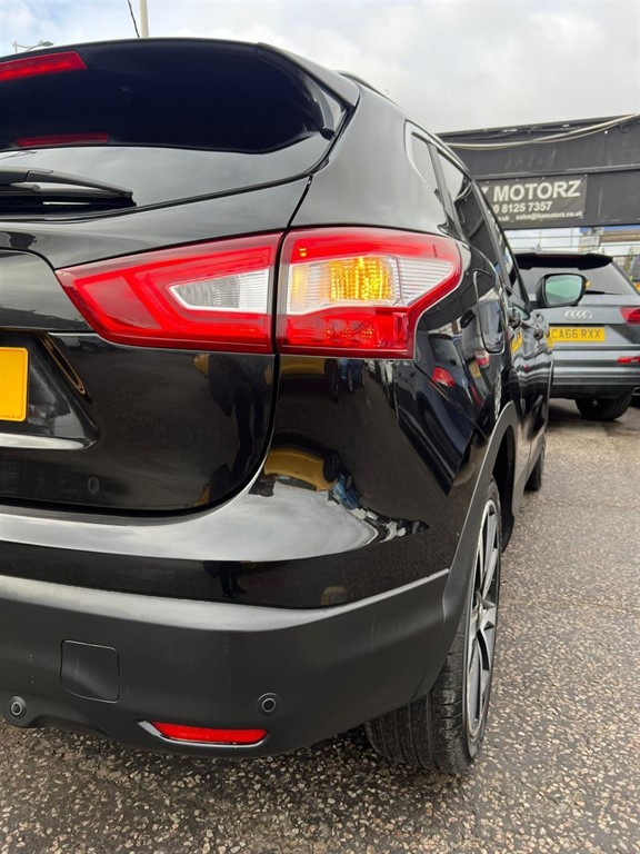 Used Nissan Qashqai 2015 for sale - 76684507: Photo 15