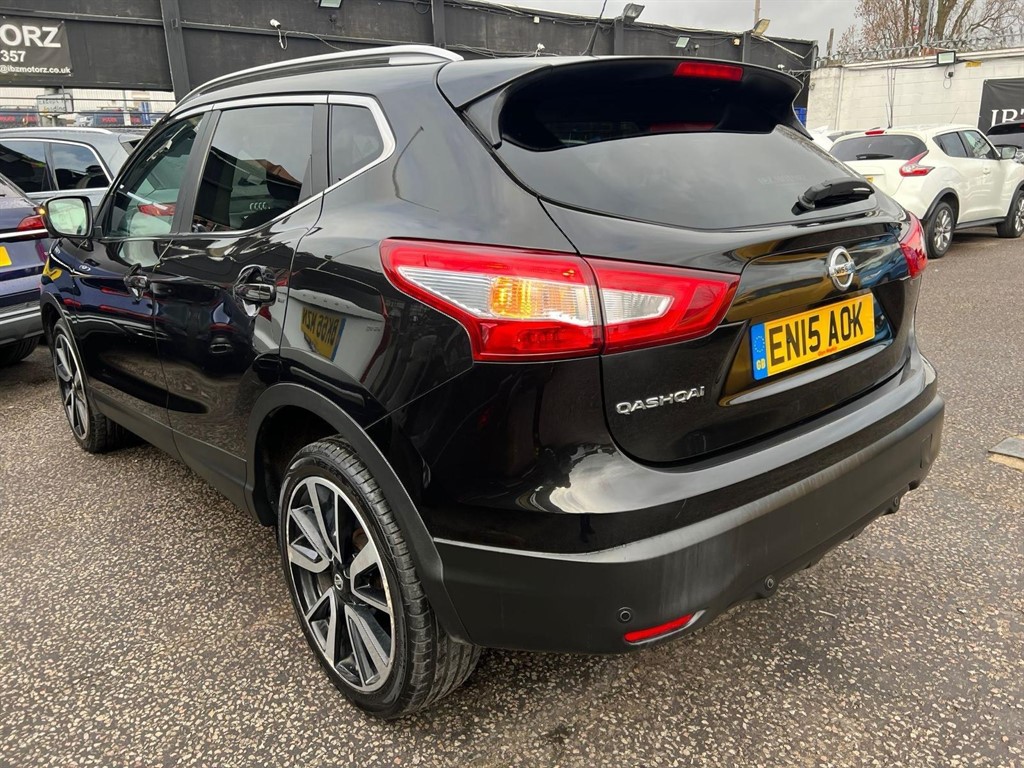 Used Nissan Qashqai 2015 for sale - 76684507: Photo 5