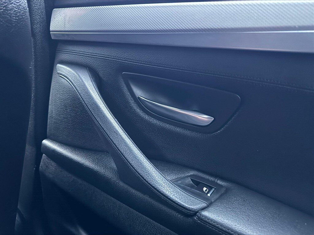 Used BMW 5 Series 2015 for sale - 76316940: Photo 49