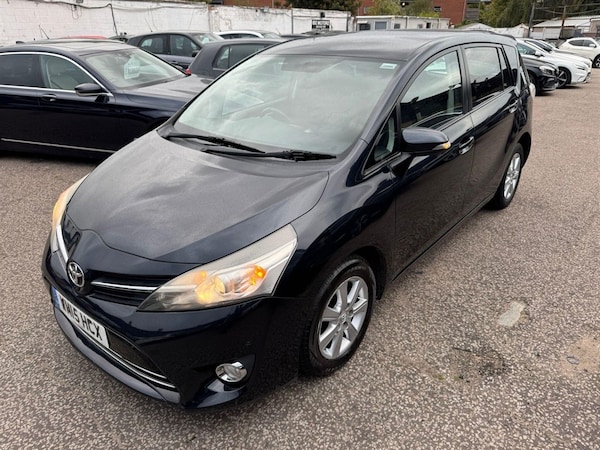 Used Toyota Verso 2015 for sale - 76018291: Photo 17