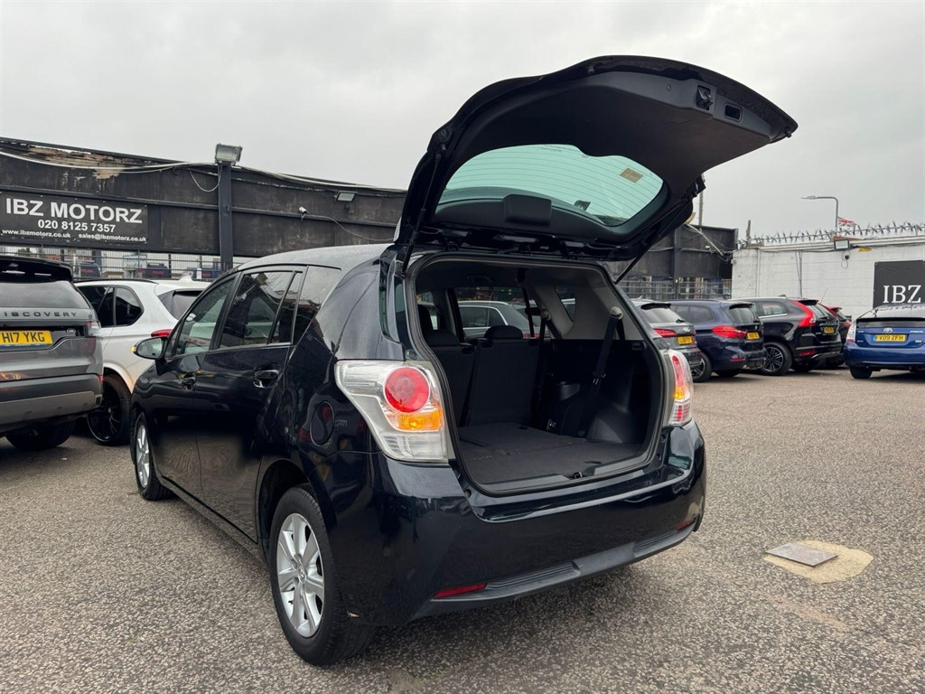 Used Toyota Verso 2015 for sale - 76018291: Photo 27