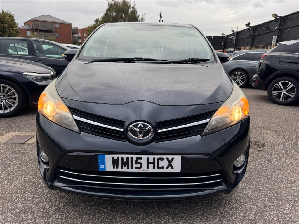 Used Toyota Verso 2015 for sale - 76018291: Photo 3