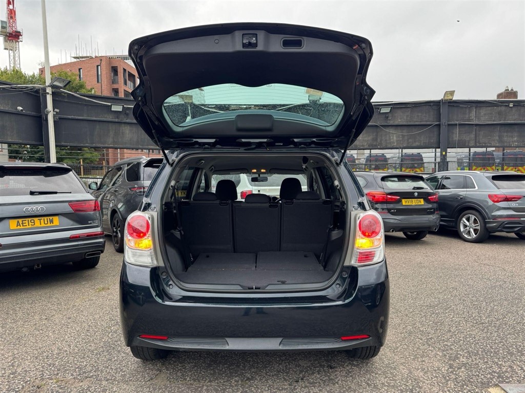 Used Toyota Verso 2015 for sale - 76018291: Photo 30