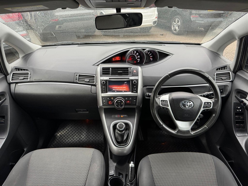 Used Toyota Verso 2015 for sale - 76018291: Photo 43