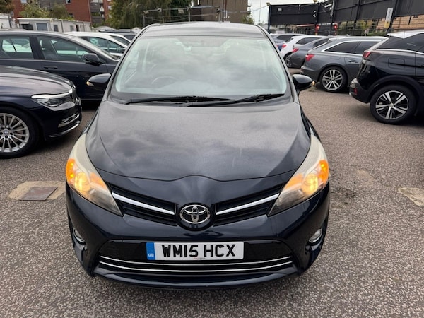 Used Toyota Verso 2015 for sale - 76018291: Photo 4