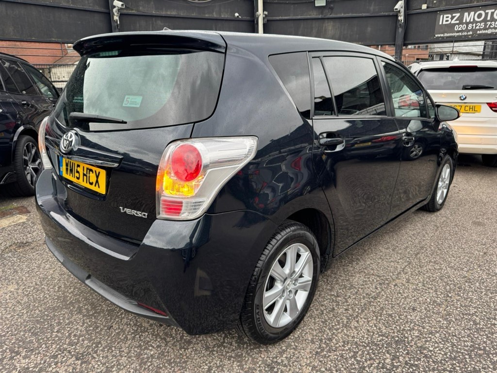 Used Toyota Verso 2015 for sale - 76018291: Photo 5