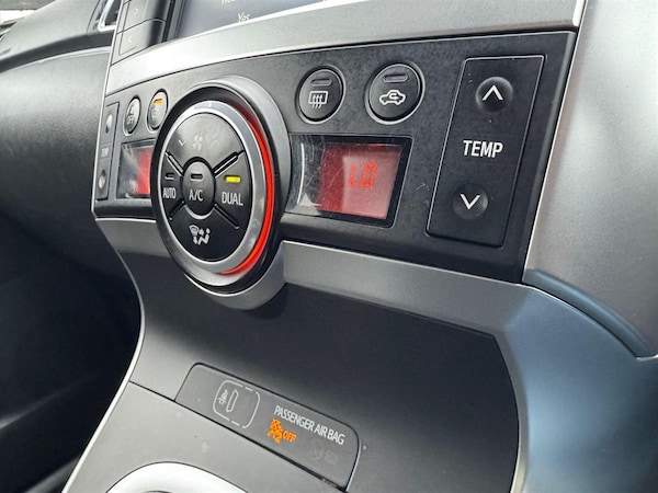 Used Toyota Verso 2015 for sale - 76018291: Photo 51