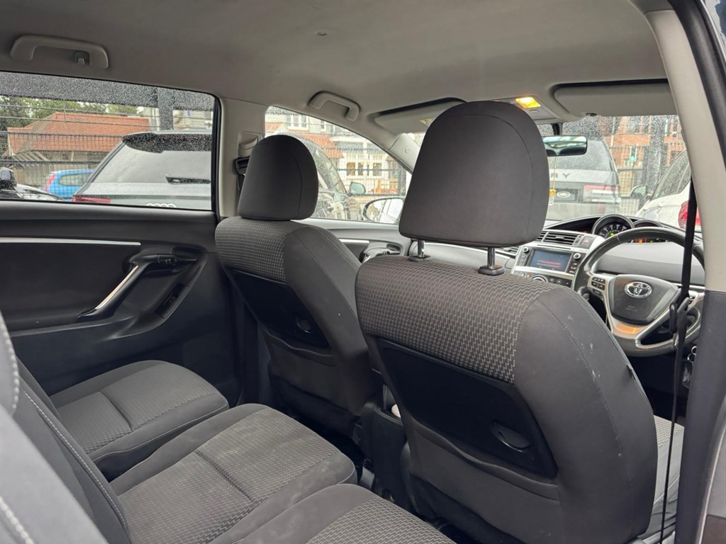 Used Toyota Verso 2015 for sale - 76018291: Photo 63