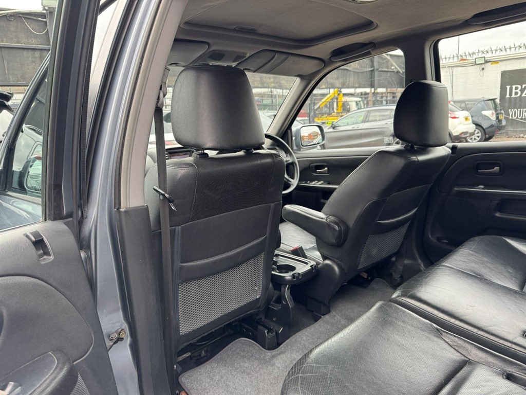 Used Honda CR-V 2004 for sale - 76615903: Photo 100