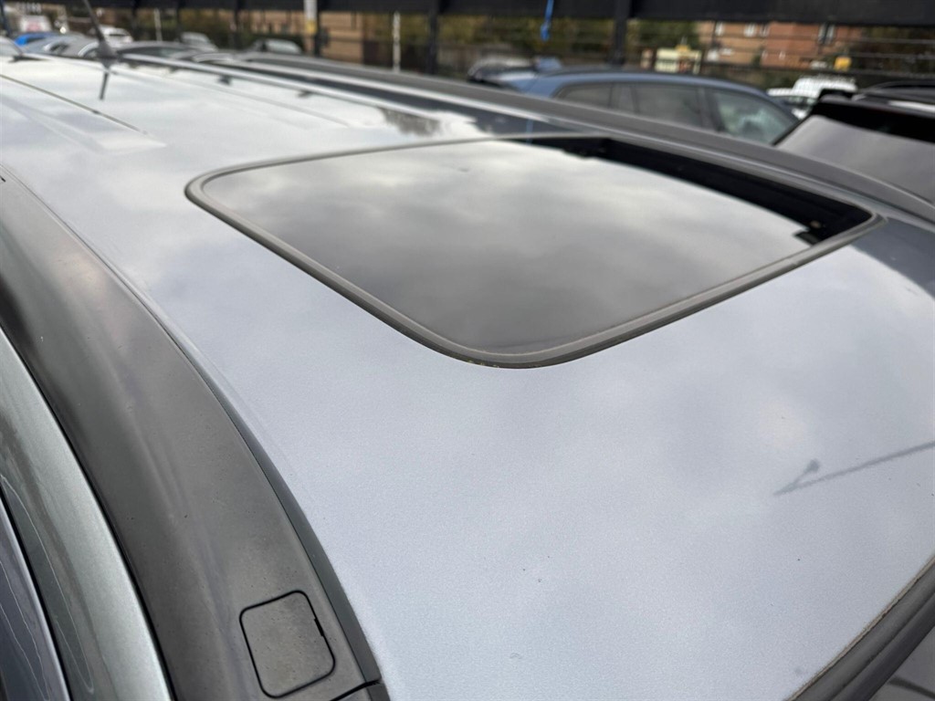 Used Honda CR-V 2004 for sale - 76615903: Photo 92