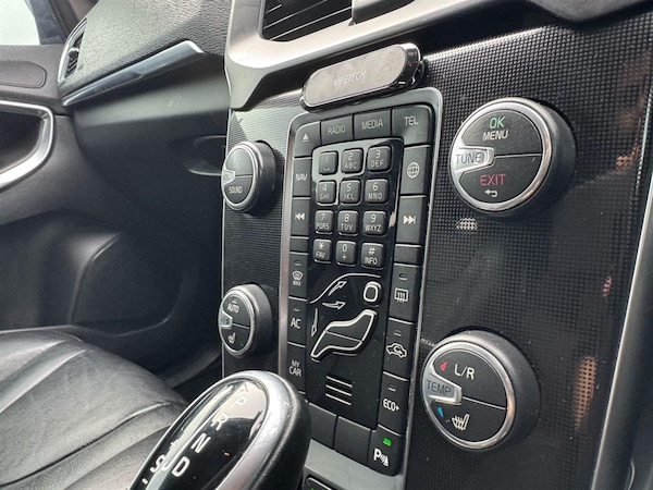 Used Volvo V40 2018 for sale - 75567071: Photo 14