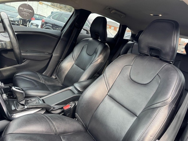 Used Volvo V40 2018 for sale - 75567071: Photo 51