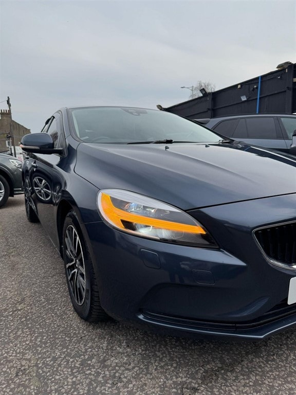 Used Volvo V40 2018 for sale - 75567071: Photo 53