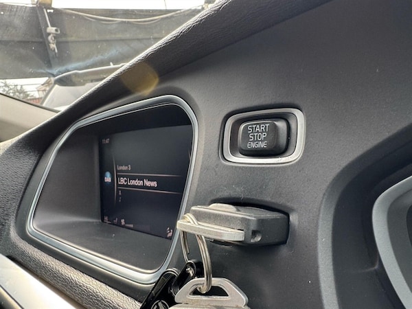 Used Volvo V40 2018 for sale - 75567071: Photo 68
