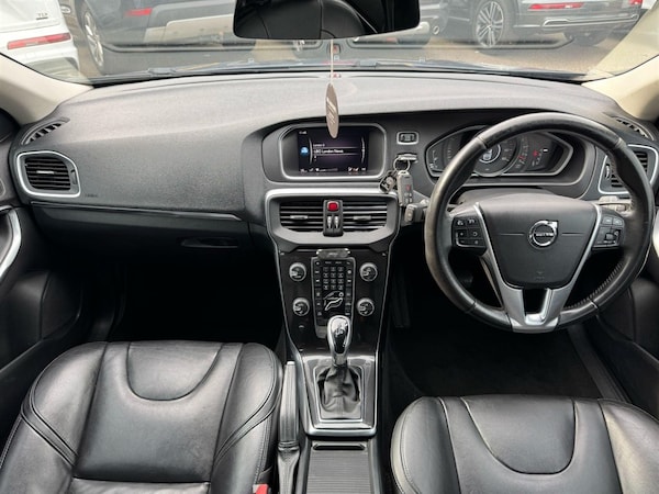Used Volvo V40 2018 for sale - 75567071: Photo 70