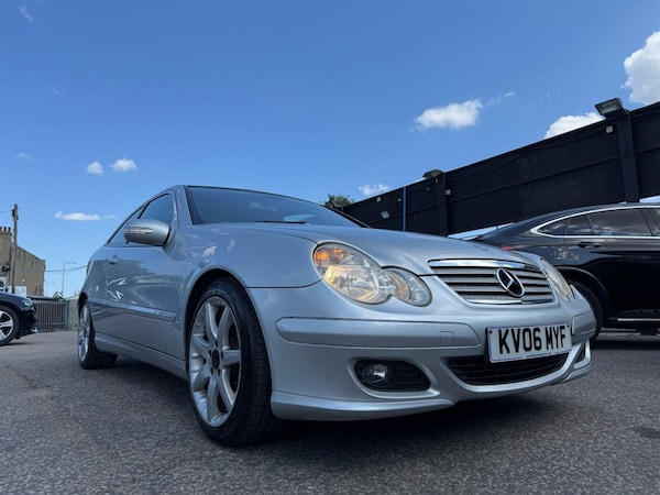 Used Mercedes-Benz C-Class 2006 for sale - 75567036: Photo 14