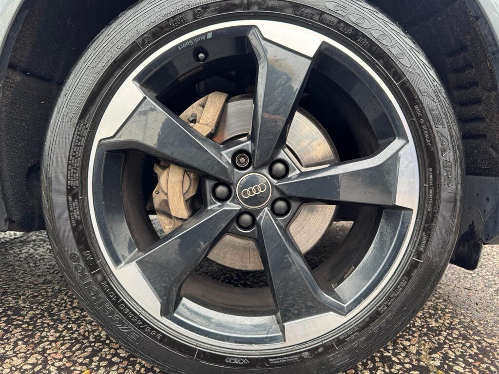 Used Audi Q5 2019 for sale - 76648230: Photo 81