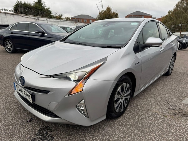 Used Toyota Prius 2016 for sale - 76285645: Photo 2
