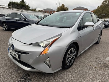 Used Toyota Prius 2016 for sale - 76285645: Photo 2