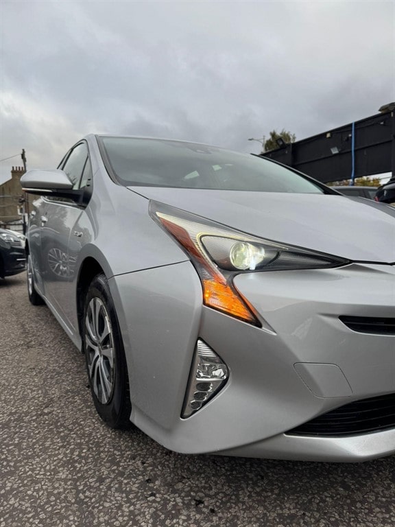 Used Toyota Prius 2016 for sale - 76285645: Photo 35
