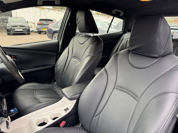 Used Toyota Prius 2016 for sale - 76285645: Photo 40