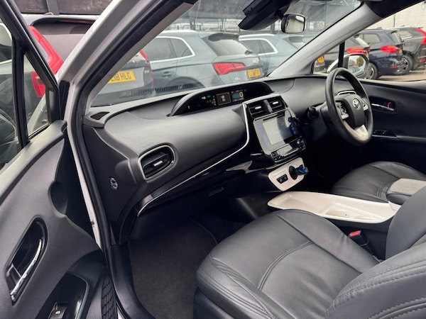 Used Toyota Prius 2016 for sale - 76285645: Photo 42
