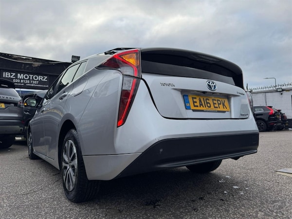 Used Toyota Prius 2016 for sale - 76285645: Photo 50