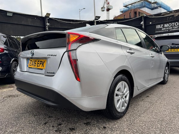 Used Toyota Prius 2016 for sale - 76285645: Photo 51