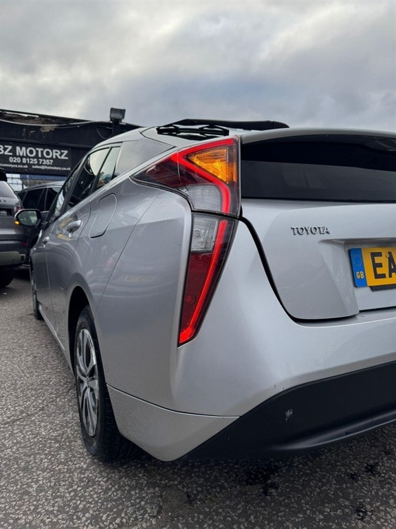 Used Toyota Prius 2016 for sale - 76285645: Photo 55