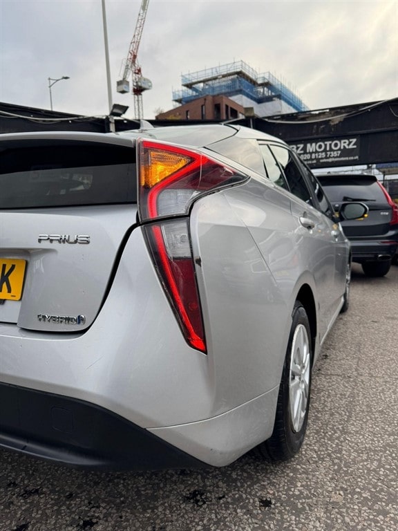 Used Toyota Prius 2016 for sale - 76285645: Photo 60