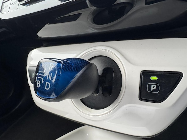 Used Toyota Prius 2016 for sale - 76285645: Photo 8