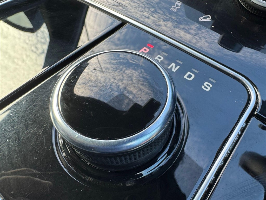 Used Land Rover Range Rover Velar 2019 for sale - 75972709: Photo 42