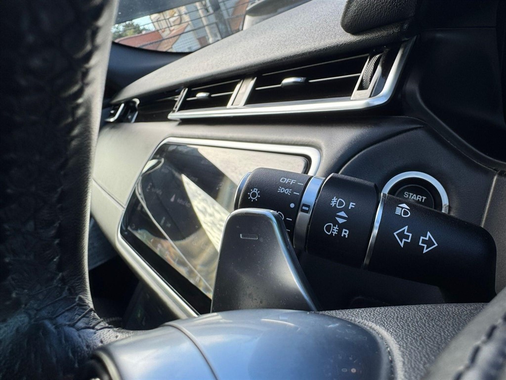 Used Land Rover Range Rover Velar 2019 for sale - 75972709: Photo 47