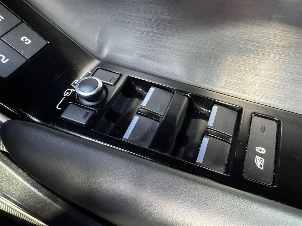 Used Land Rover Range Rover Velar 2019 for sale - 75972709: Photo 53