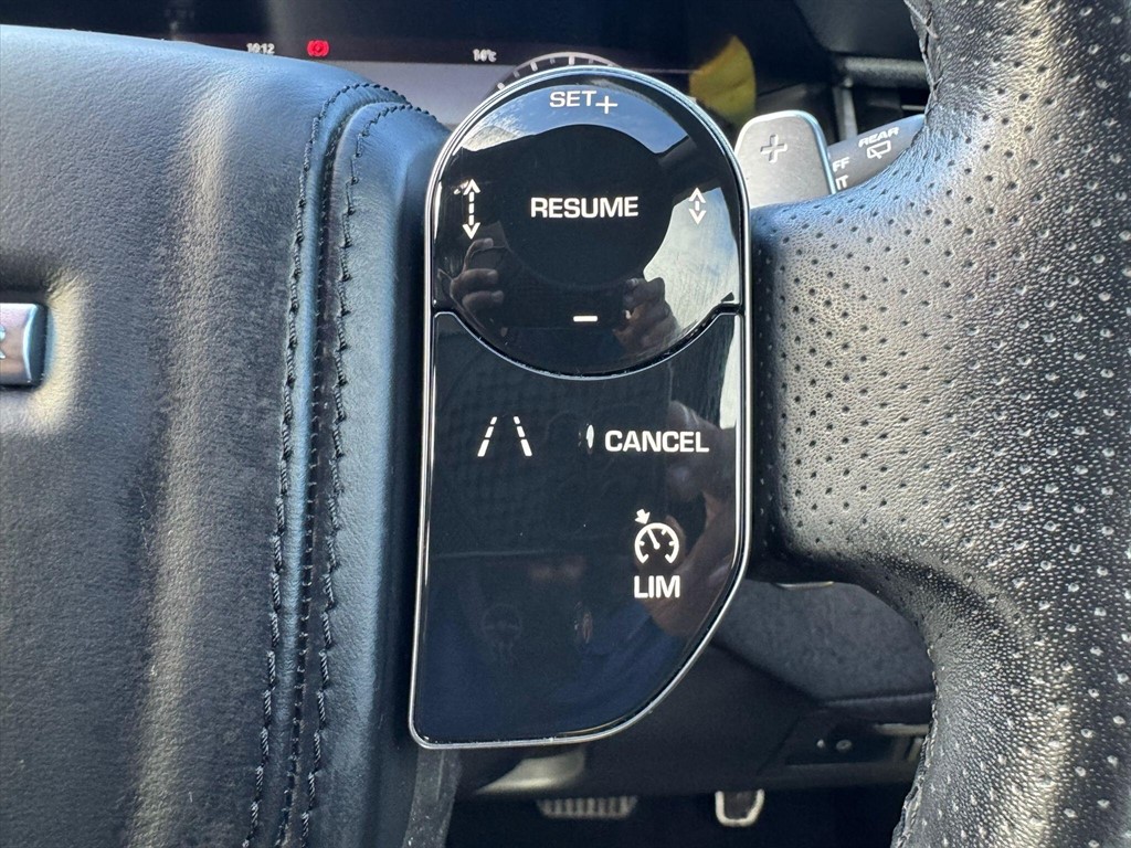 Used Land Rover Range Rover Velar 2019 for sale - 75972709: Photo 56