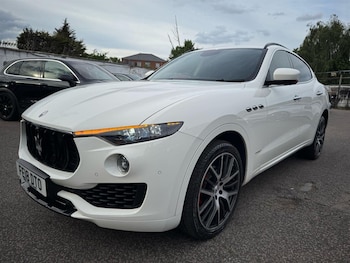Used Maserati Levante 2018 for sale - 75567021: Photo