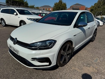 Used Volkswagen Golf 2017 for sale - 79520935: Photo