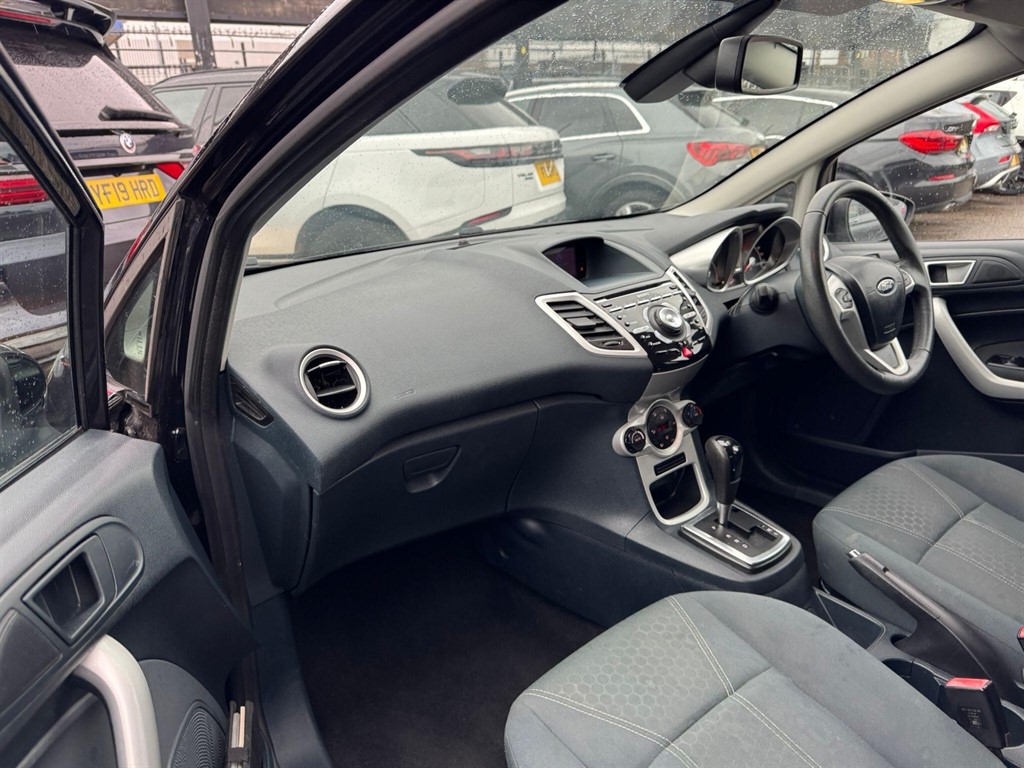 Used Ford Fiesta 2012 for sale - 76664630: Photo 32