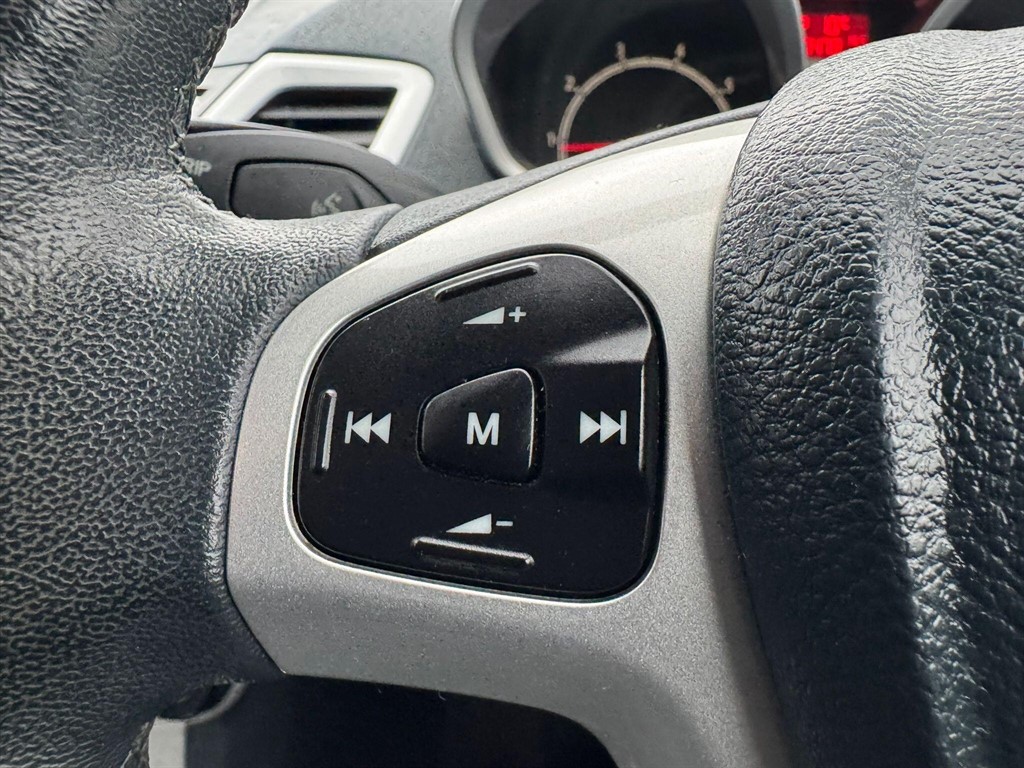 Used Ford Fiesta 2012 for sale - 76664630: Photo 51