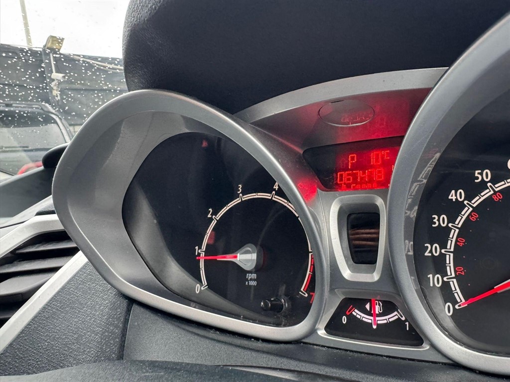 Used Ford Fiesta 2012 for sale - 76664630: Photo 58