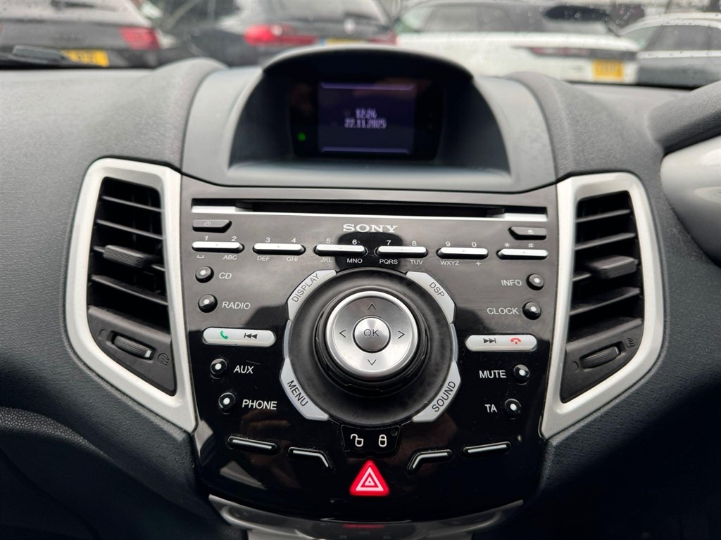 Used Ford Fiesta 2012 for sale - 76664630: Photo 65