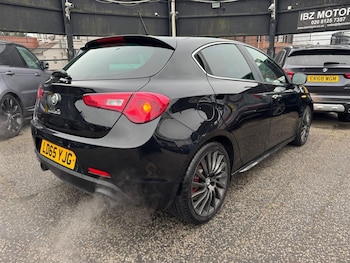 Used Alfa Romeo Giulietta 2015 for sale - 75567027: Photo