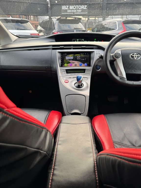 Used Toyota Prius 2019 for sale - 78042389: Photo 15