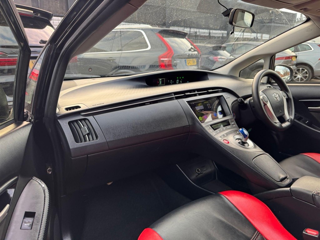 Used Toyota Prius 2019 for sale - 78042389: Photo 21