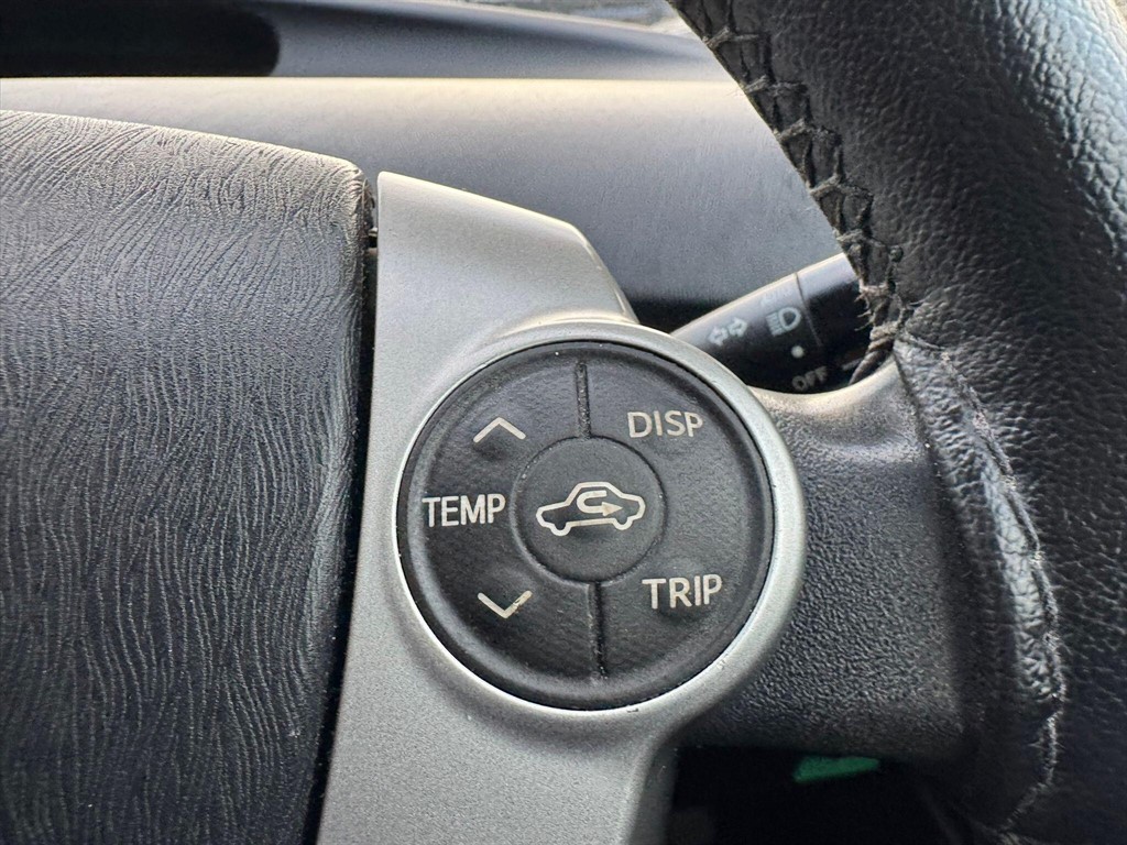 Used Toyota Prius 2019 for sale - 78042389: Photo 24