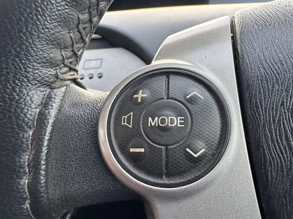 Used Toyota Prius 2019 for sale - 78042389: Photo 25