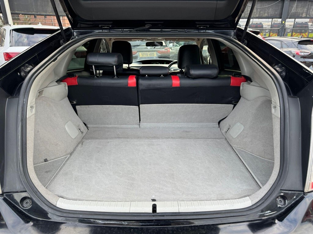 Used Toyota Prius 2019 for sale - 78042389: Photo 36