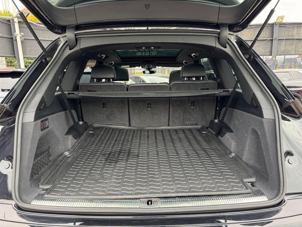 Used Audi Q7 2015 for sale - 76351084: Photo 35