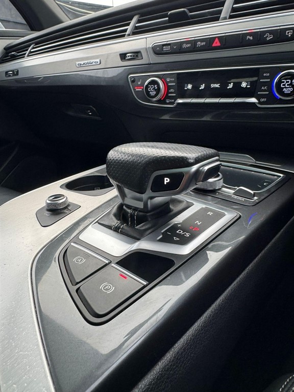 Used Audi Q7 2015 for sale - 76351084: Photo 61
