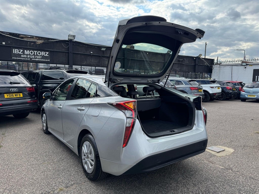 Vehicle 28
